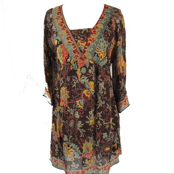 Lola P Dresses & Skirts - Boho batwing flowy mini dress - M